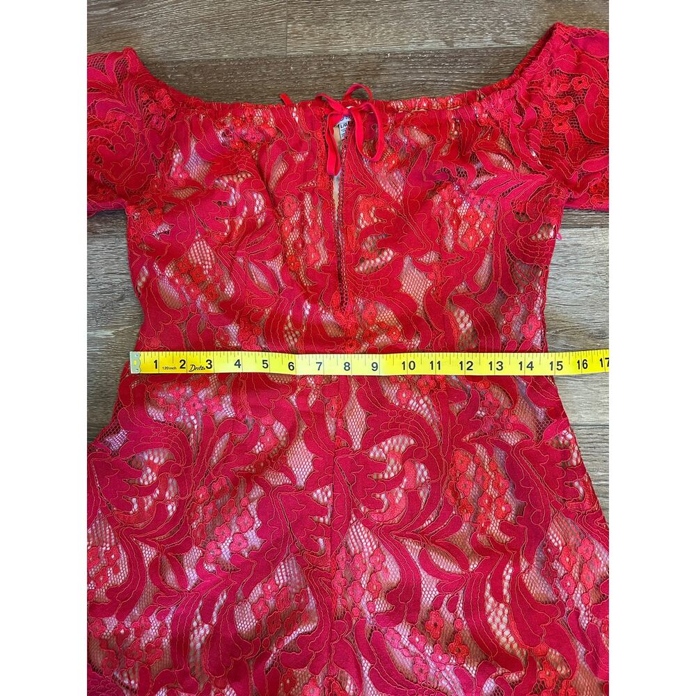 Tobi Love Me Romper Womens Large Red Floral Lace Bell Sleeve Off Shoulder Boho - Picture 7 of 9